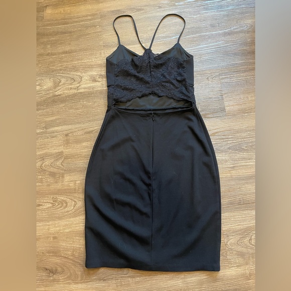 Express Lace Back Dress in Black, Size 2 - Picture 5 of 6